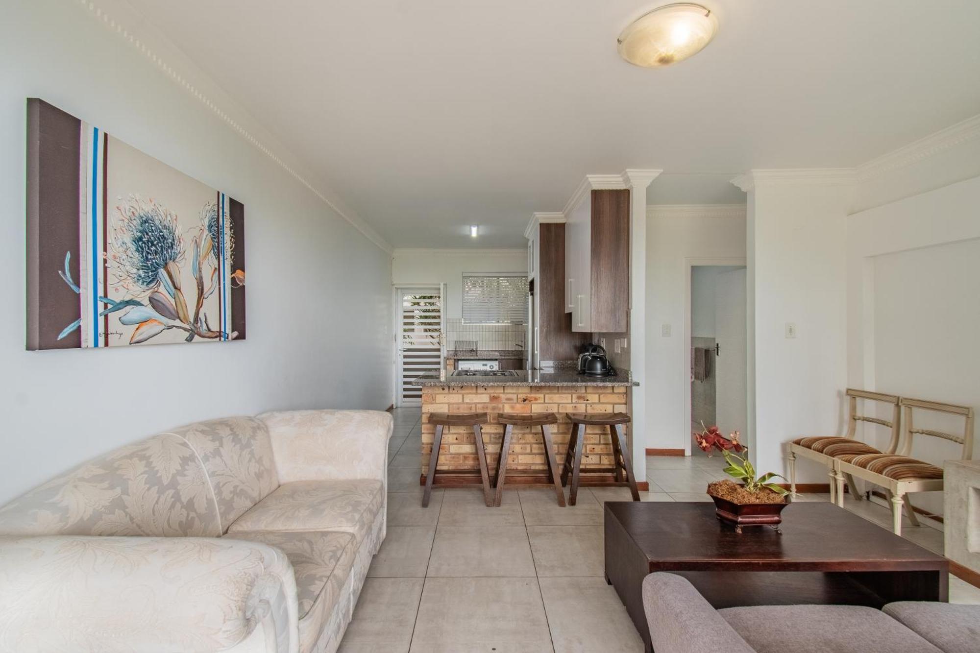 Lägenhet på 83 m² i Umdloti, med 3 sovrum och 2 badrum  Exteriör bild